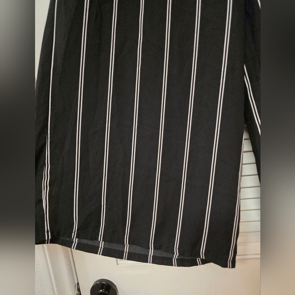 Sienna Sky - Black & White Pinstripe Paper-Bag Lightweight Wide-Leg Pants - Picture 6 of 9